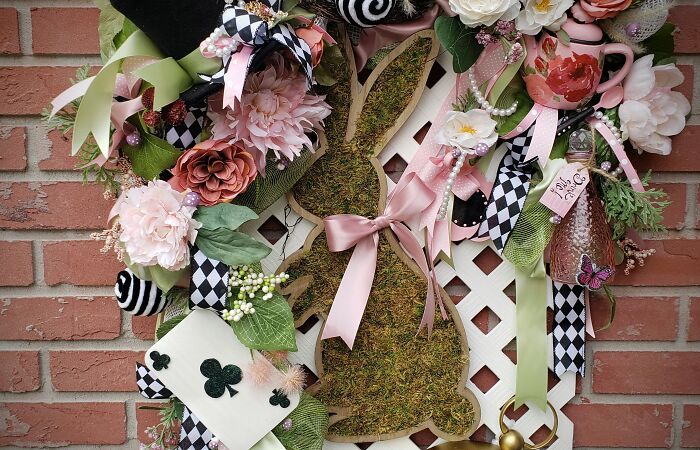 Alice In Wonderland Door Or Wall Decorations (7 Pics)