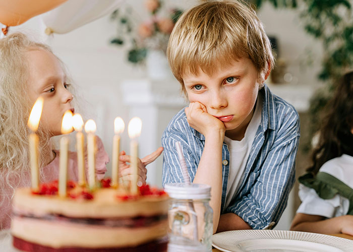 Dad Is Crushed After Daughter Calls Him Out For Abandoning Her In Favor Of His New Marriage