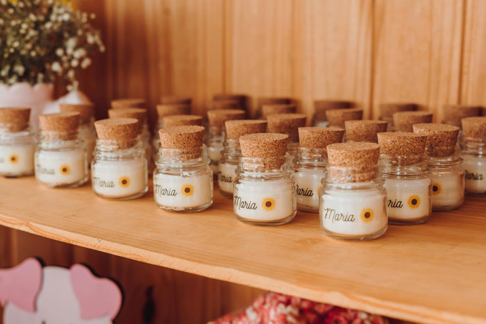 Mom Thinks The Unique Name She Gave Her Child Is A Gift, Is Furious When She Legally Changes It - 6