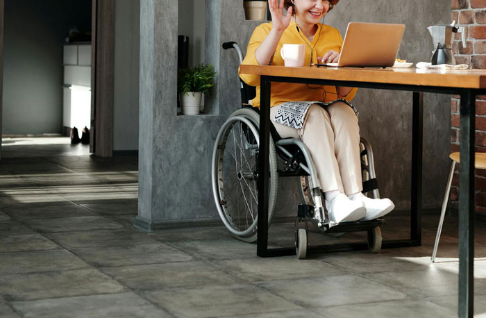 Entitled Mom Expects Person In Wheelchair To Walk So She Can Park Her Stroller, Gets Laughed At