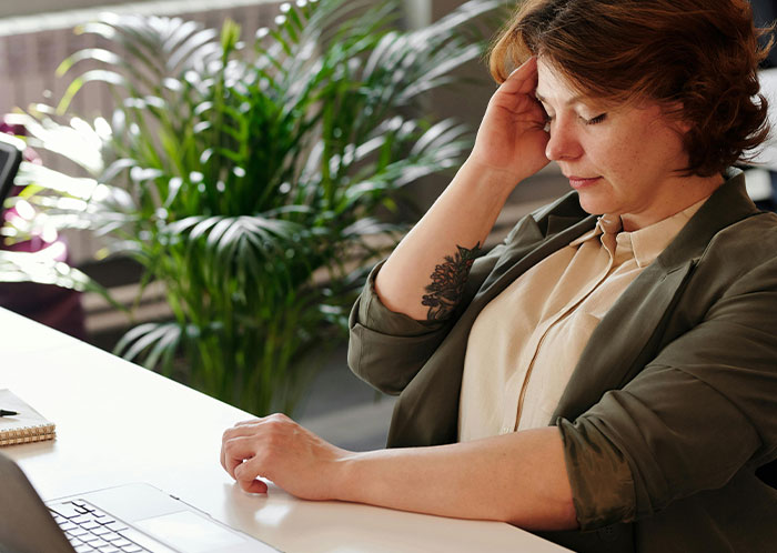 40 Flexes That Instead Of Impressing People, Make Them Cringe, Hard