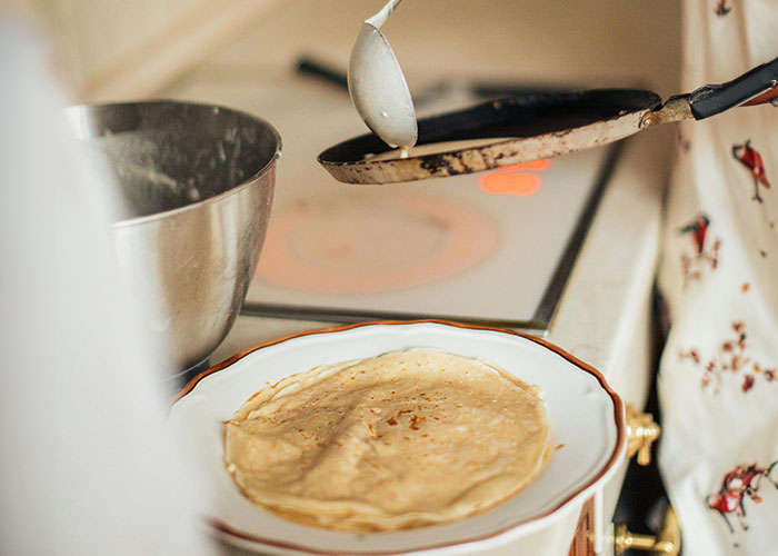 Teen Forbidden From Selling Crepes As Others Can’t Take The Competition, Maliciously Complies Teen Forbidden From Selling Crepes As Others Can’t Take The Competition, Maliciously Complies