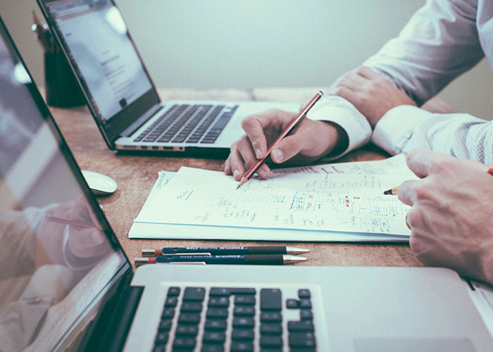 Manager Threatens To Call The Cops On IT Guy After Replacing Him With Her Nephew Backfires