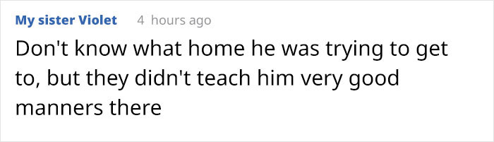 “Wanna Be A Tough Guy”: American Airlines Passengers Stop Aggressive Man Delaying Flight “Wanna Be A Tough Guy”: American Airlines Passengers Stop Aggressive Man Delaying Flight