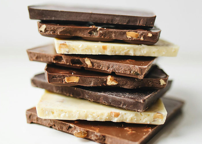 “What Is Something Legal That You’re Extremely Addicted To?” (45 Answers)