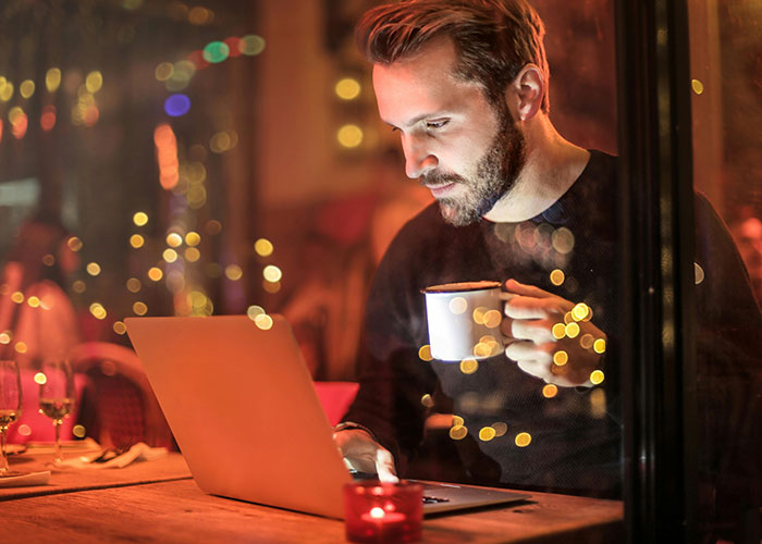 “What Is Something Legal That You’re Extremely Addicted To?” (45 Answers)