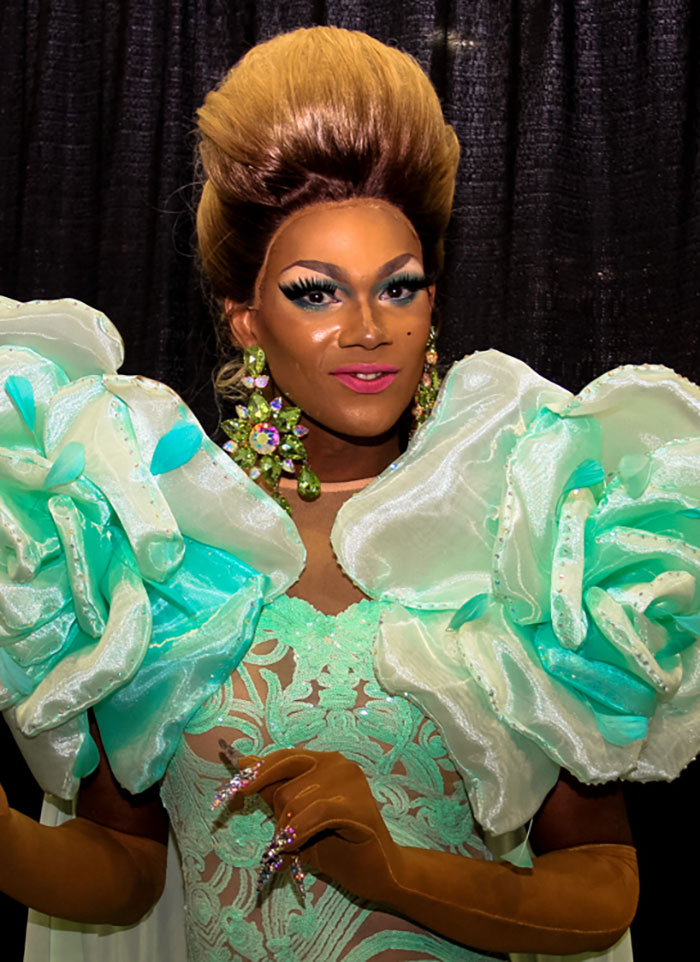 29 "Lesser Known" Celebrity Deaths That People Felt Deeply Affected By