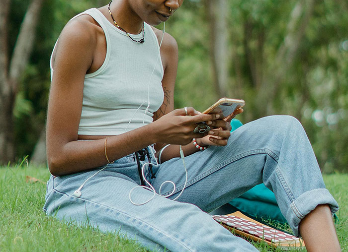 33 Men Reveal The Moment They Realized A Woman Couldn't Care Less About Them