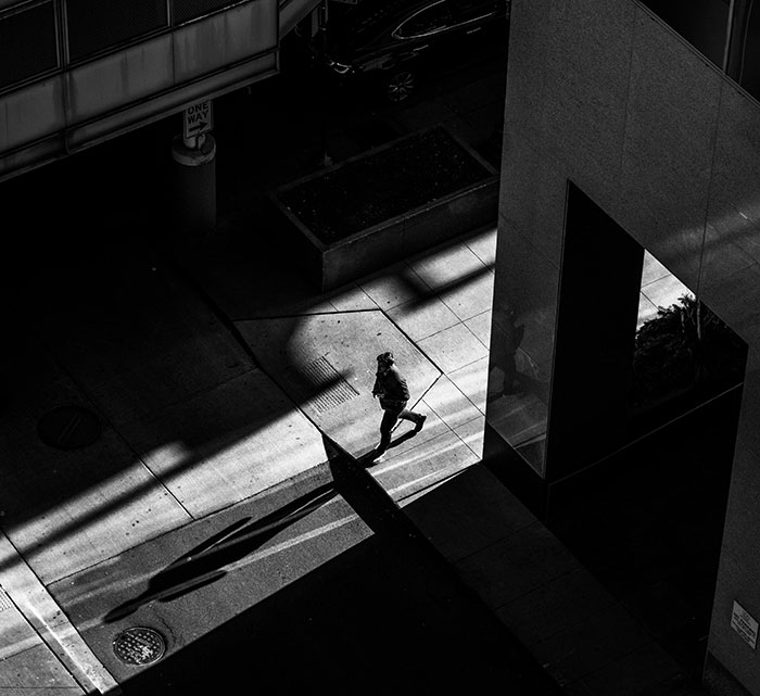 30 Of The Most Interesting Things People Spotted Rich People Doing Casually