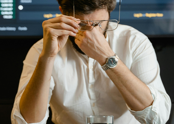 Woman Confesses To Having A Crippling Debt The Day After The Wedding, Gets Dumped