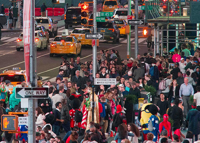 “My Dad Might Be Alive”: 50 Things People Are 100% Certain Are True Despite Having No Evidence