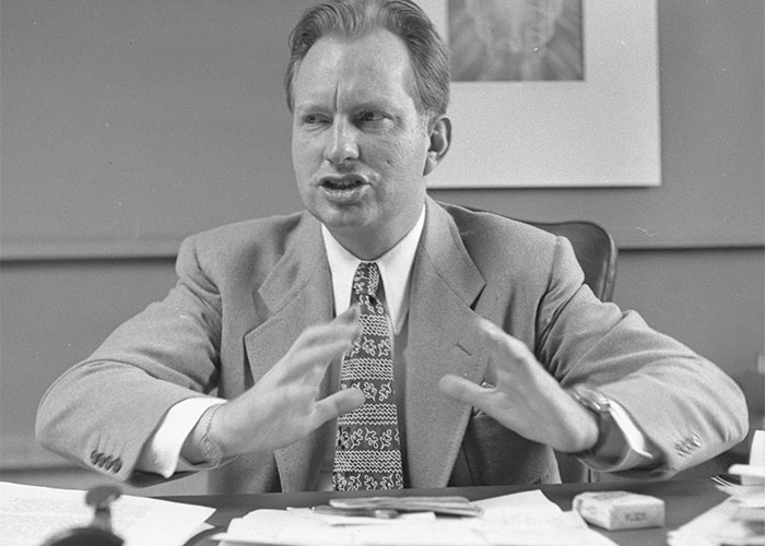 “My Dad Might Be Alive”: 50 Things People Are 100% Certain Are True Despite Having No Evidence