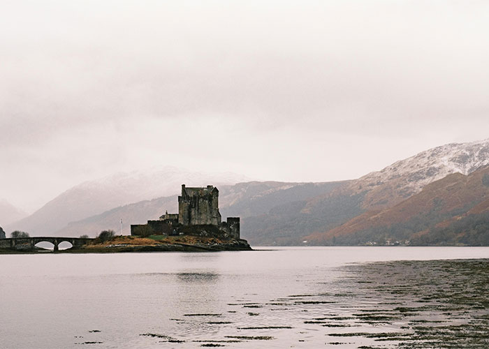 “My Dad Might Be Alive”: 50 Things People Are 100% Certain Are True Despite Having No Evidence