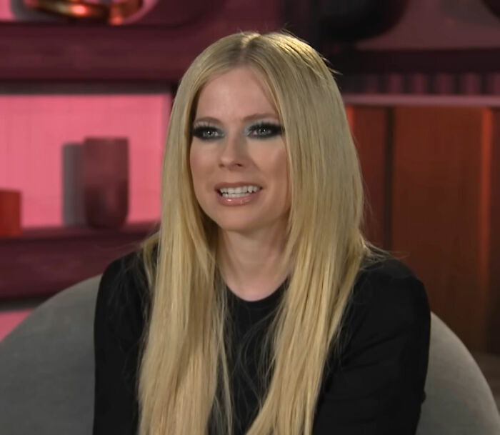 30 Celebrity Encounters So Awkward, You Can Feel The Secondhand Embarrassment A Mile Away