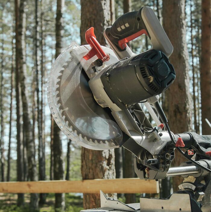 23 Examples Of Dangerous But Perfectly Legal Things That People Own