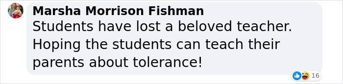 Texas Teacher Forced To Resign After Public Outrage For Spirit Day Outfit