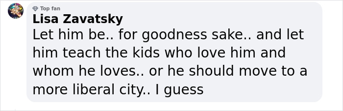 Texas Teacher Forced To Resign After Public Outrage For Spirit Day Outfit