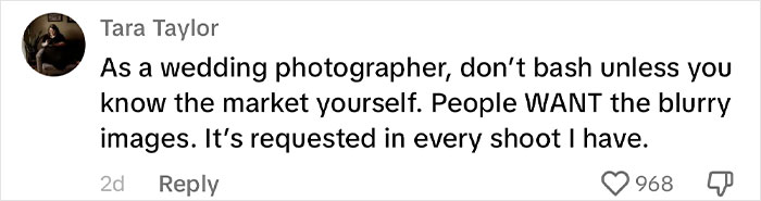Wedding Photographer Reveals Her Prices, People Can't Help But Mock Her