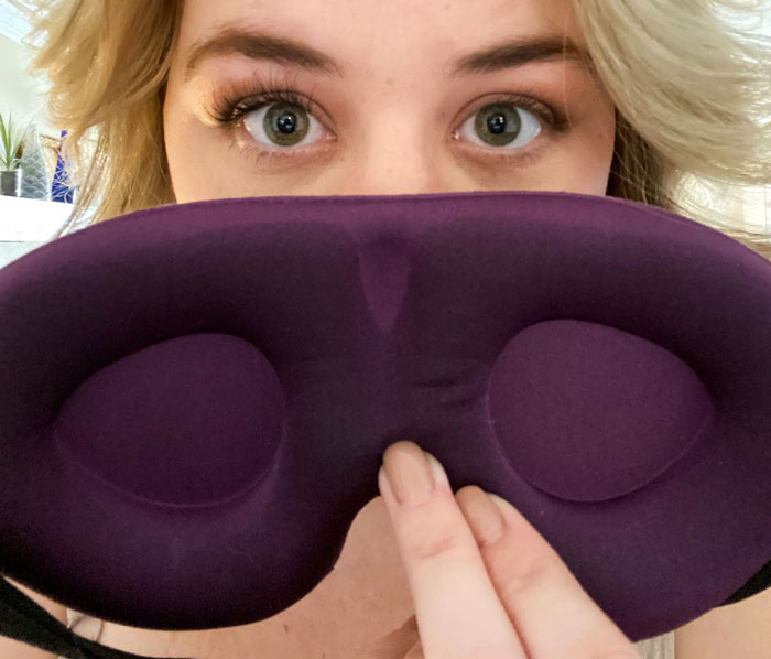 Sleeping During The Day Has Never Been So Easy: Mzoo Sleep Mask Makes Your Dream Come True!