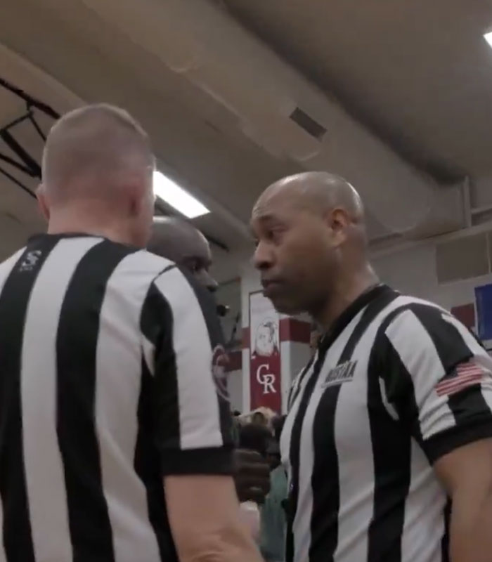 Viral Moment Refs Overturn Last-Second Basketball Shot, Altering Outcome Of High School Playoff Viral Moment Refs Overturn Last-Second Basketball Shot, Altering Outcome Of High School Playoff