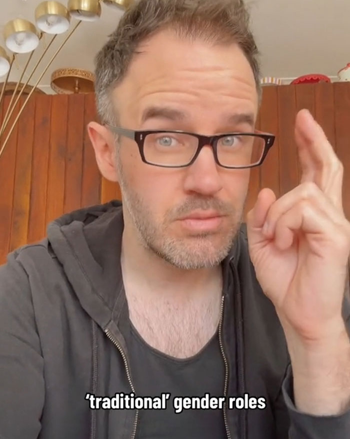 New Trend Of Wealthy Tradwives Showcases Them Doing Unnecessary Labor For Show New Trend Of Wealthy Tradwives Showcases Them Doing Unnecessary Labor For Show