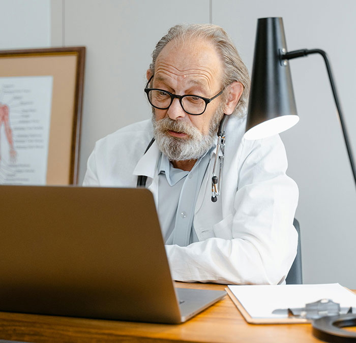 34 Times Doctors Crossed Boundaries And Blurted Out The Most Inappropriate Things To Patients