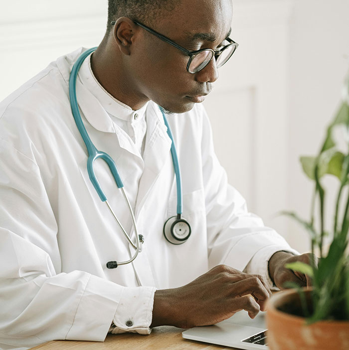 34 Times Doctors Crossed Boundaries And Blurted Out The Most Inappropriate Things To Patients