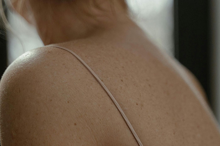 40 People Share The Weirdest Things About Their Bodies - 25