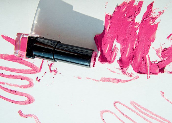 &ldquo;Why Don&rsquo;t YOU Handle Them?&rdquo;: Mom Fails To Control Her Kids, Regrets It When Security Shows Up