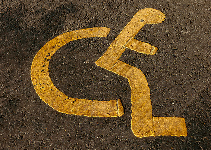 Karen Starts Screaming At Couple Over ‘Illegal’ Handicap Parking, Refuses To See Reason Karen Starts Screaming At Couple Over ‘Illegal’ Handicap Parking, Refuses To See Reason