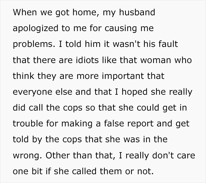 Karen Starts Screaming At Couple Over ‘Illegal’ Handicap Parking, Refuses To See Reason Karen Starts Screaming At Couple Over ‘Illegal’ Handicap Parking, Refuses To See Reason