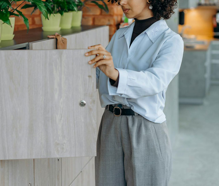 &ldquo;Hated Every Second Of It&rdquo;: Couple Refuse To Host Family Ever Again After What They Did 