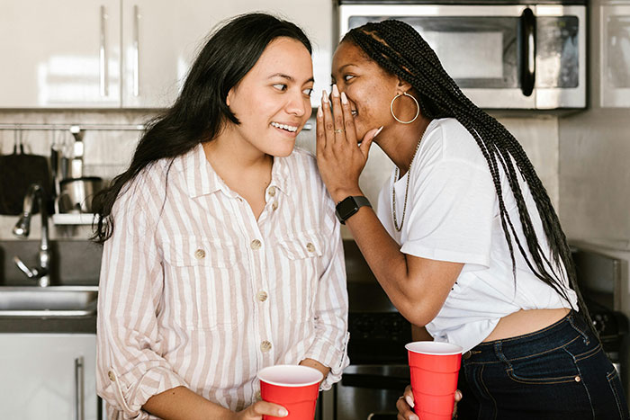 Someone Asked Women To Share Their Toxic Workplace Giveaways And 30 Delivered