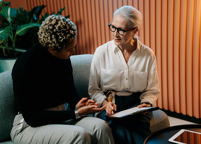 30 Careers That Attract Absolute Jerks, As Shared In This Viral Thread