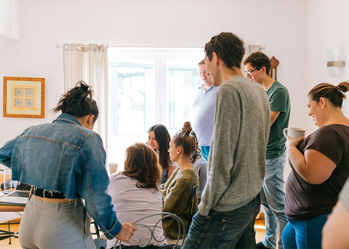 30 Careers That Attract Absolute Jerks, As Shared In This Viral Thread