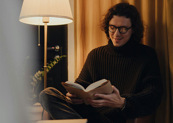 30 Careers That Attract Absolute Jerks, As Shared In This Viral Thread