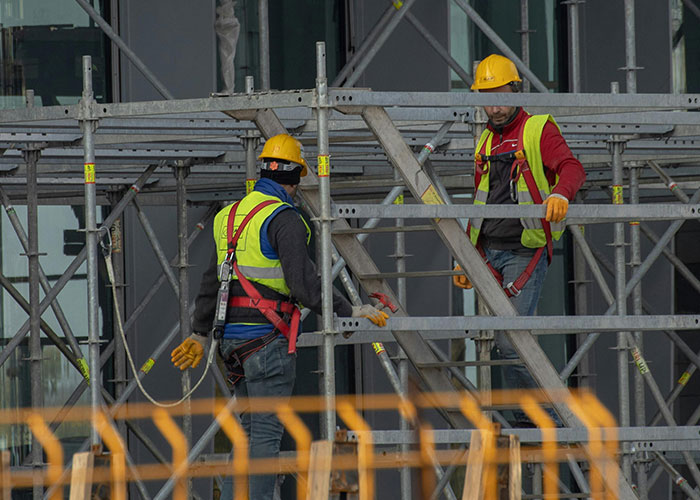 30 Careers That Attract Absolute Jerks, As Shared In This Viral Thread