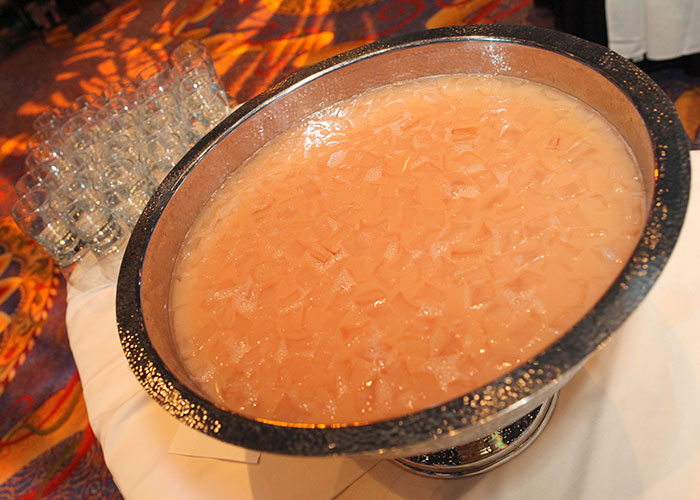 34 Times People Were Served Ridiculous Food At Weddings - 25