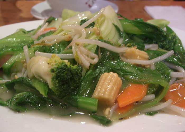 34 Times People Were Served Ridiculous Food At Weddings - 34