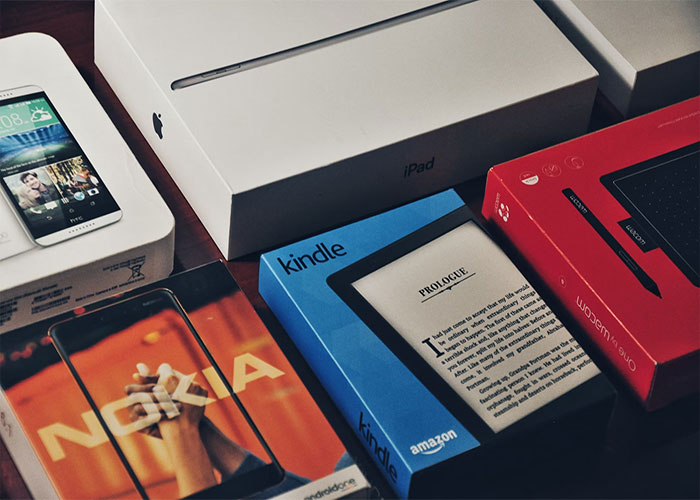 "It's Just Taking Up Space": Professional Organizer Shares 18 Things You Don't Need In Your House