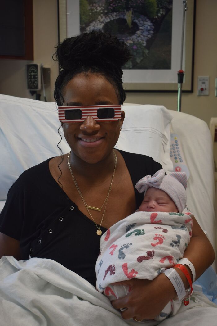 Woman Gives Birth During Solar Eclipse, Names Her Daughter After The Sun - 1