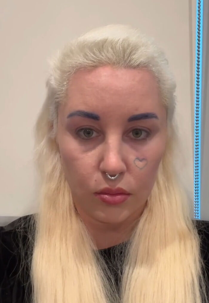 Amanda Bynes Goes Back To School To Become A Manicurist and Land &ldquo;A Job At A Nail Salon&rdquo;