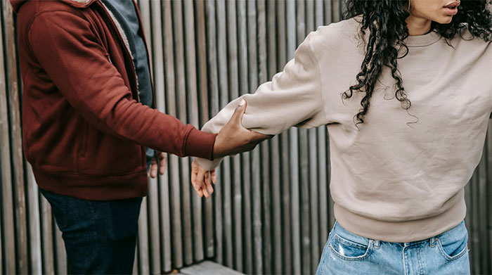 "Caught In The Act": 30 Stories Of Roommates Being Weird When They Thought They Were Alone