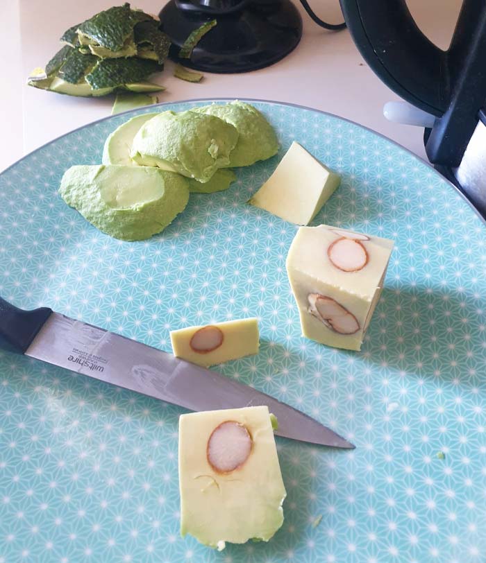 The Way My Boyfriend Cuts Avocados