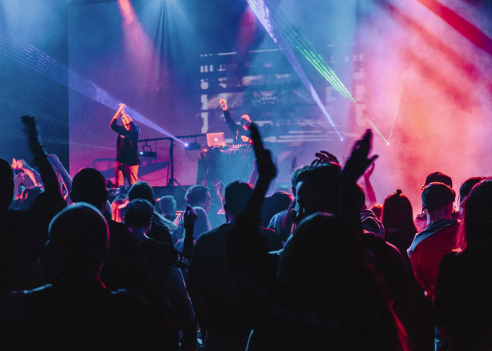 "What Are Some Things The USA Actually Does Better Than Europe?" (30 Answers)