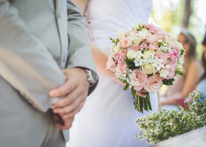  33 Cringy Things That Scream Someone Peaked In High School - 24