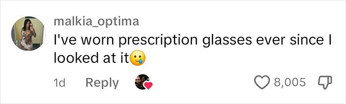 Woman Defies Warnings And Looks Straight At The Solar Eclipse, Warns Others Not To Do The Same Woman Defies Warnings And Looks Straight At The Solar Eclipse, Warns Others Not To Do The Same