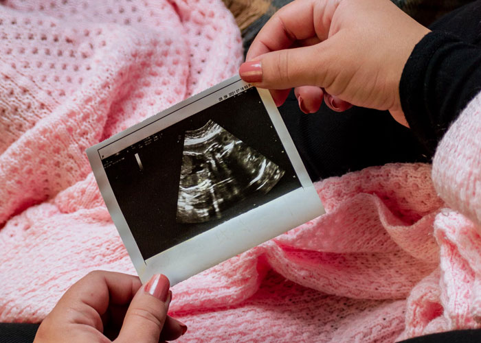 &ldquo;This Baby Is 0% My Responsibility&rdquo;: Pregnant Teen Gets Kicked Out From Mom&rsquo;s House