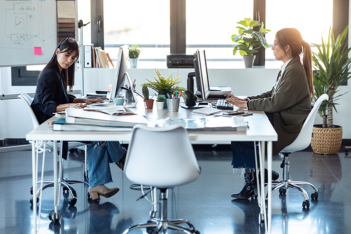 Person Gets Revenge On Office 'Karen' Who Complained People Were Using 'Her' Shared Desk