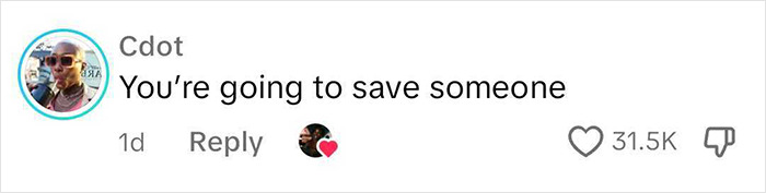 Woman Defies Warnings And Looks Straight At The Solar Eclipse, Warns Others Not To Do The Same Woman Defies Warnings And Looks Straight At The Solar Eclipse, Warns Others Not To Do The Same